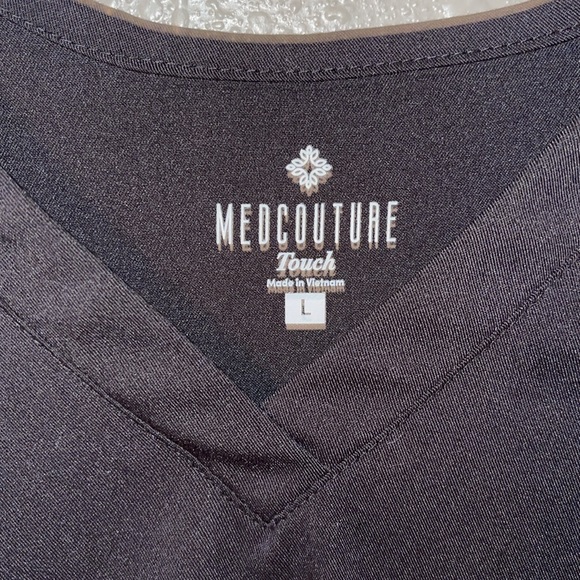 MED Couture Black Scrub Top - Picture 2 of 6